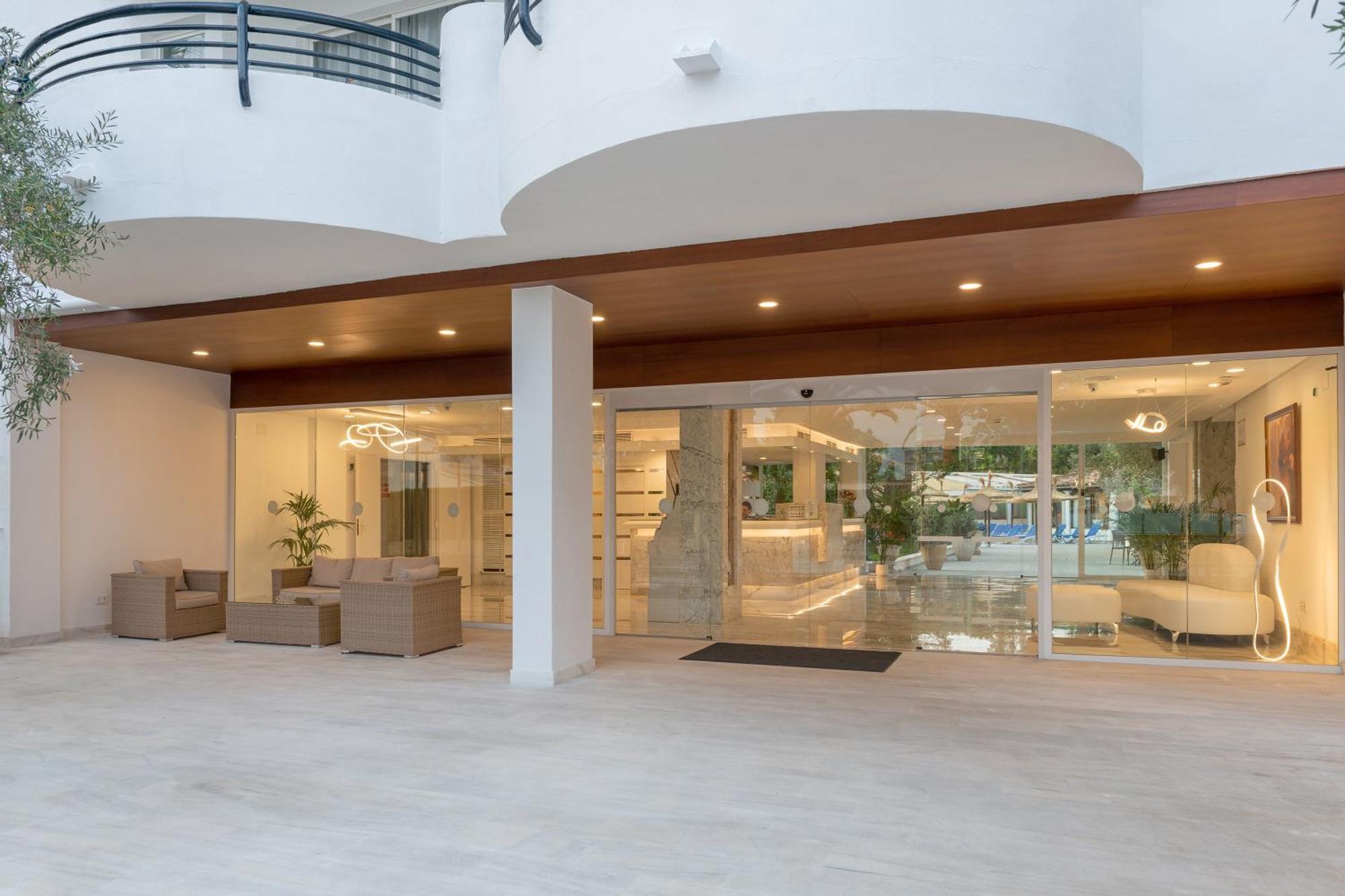 Alcudia Beach Apartments Пуерто де ла Аркудия Екстериор снимка